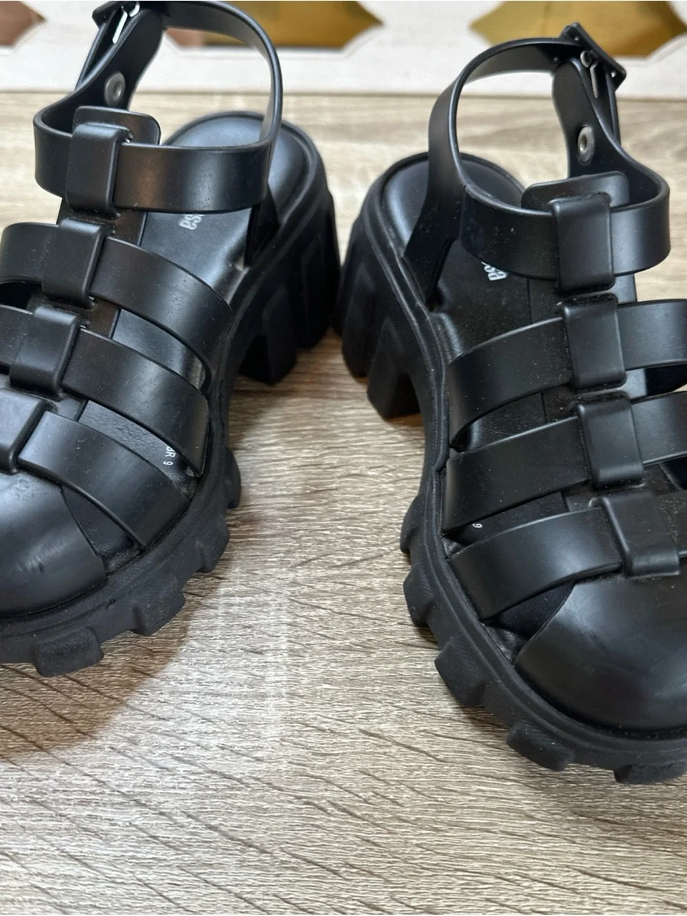 Mini Melissa Megan platform sandals Size 13 Black